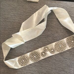 Cream and Silver Floral Belt Accessory